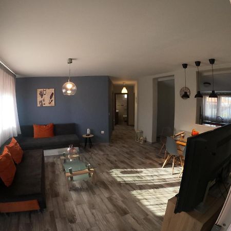 Private Modern Apartment Nea Roda Extérieur photo