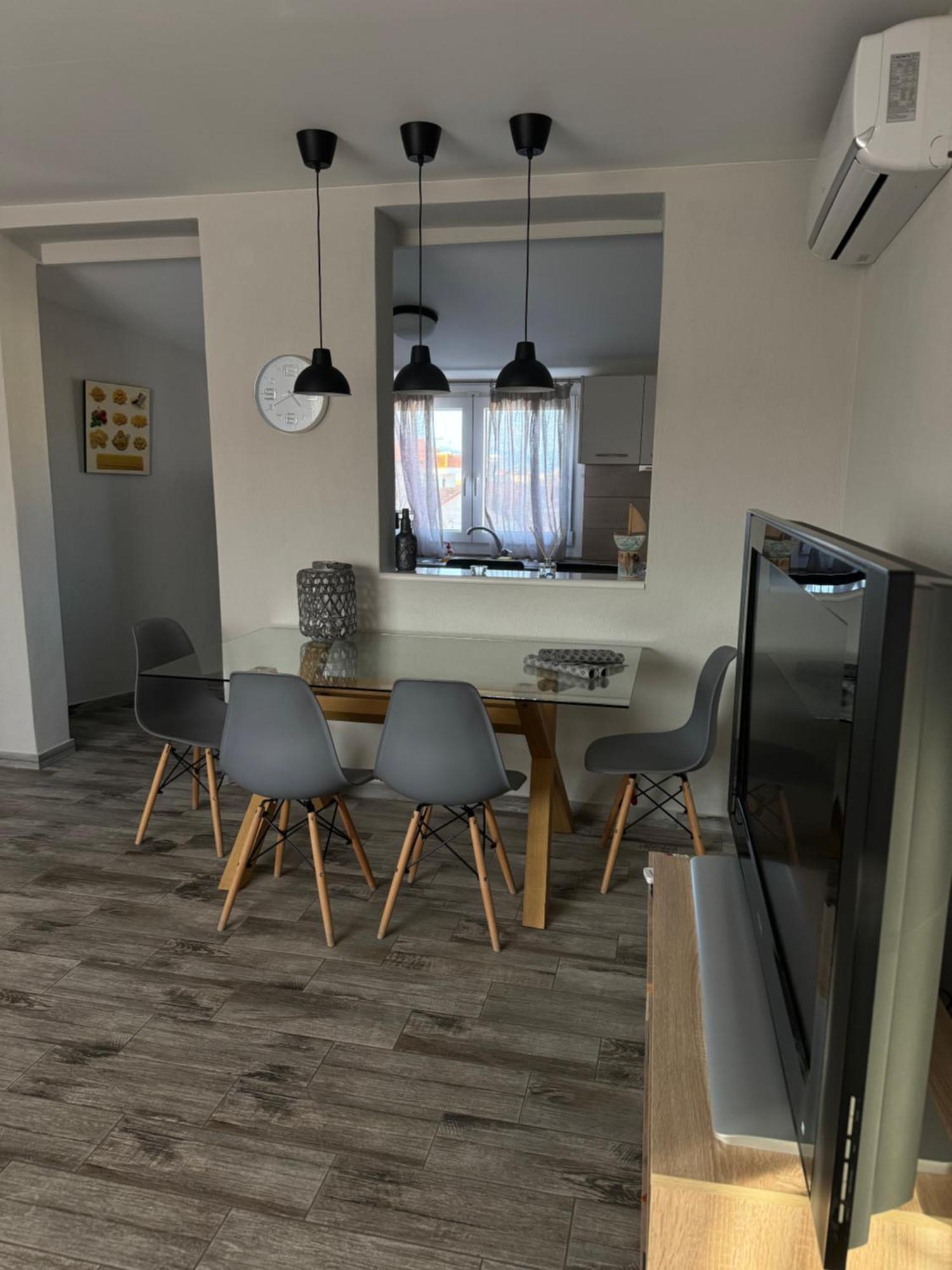 Private Modern Apartment Nea Roda Extérieur photo